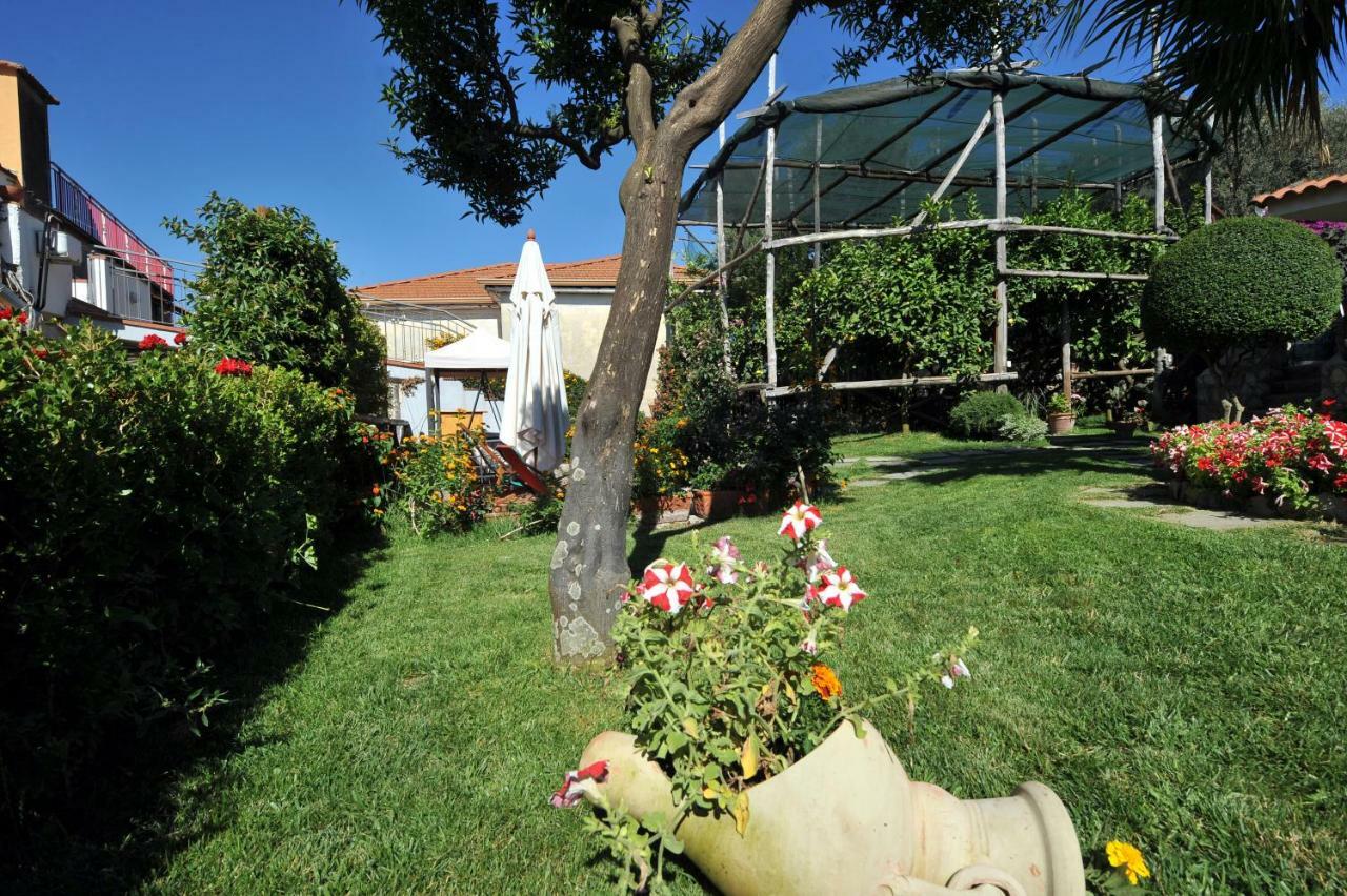 Casa Vacanze Chery Sorrent Exterior foto